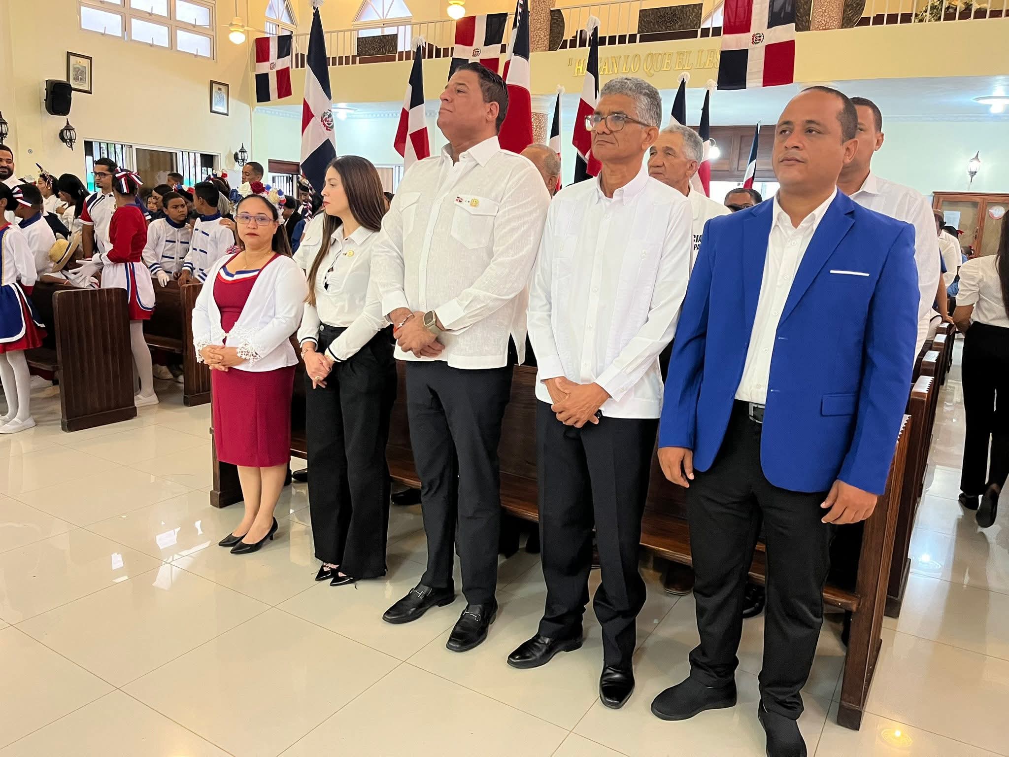 La Alcaldía de Río San Juan celebra la Independencia Nacional con acto y desfile patriótico