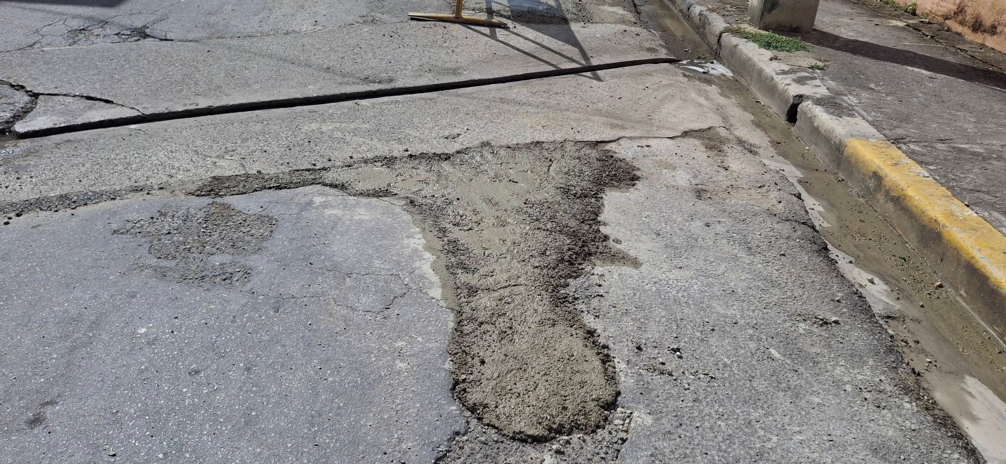 Alcaldía de Río San Juan interviene la calle Capotillo con jornada de bacheo