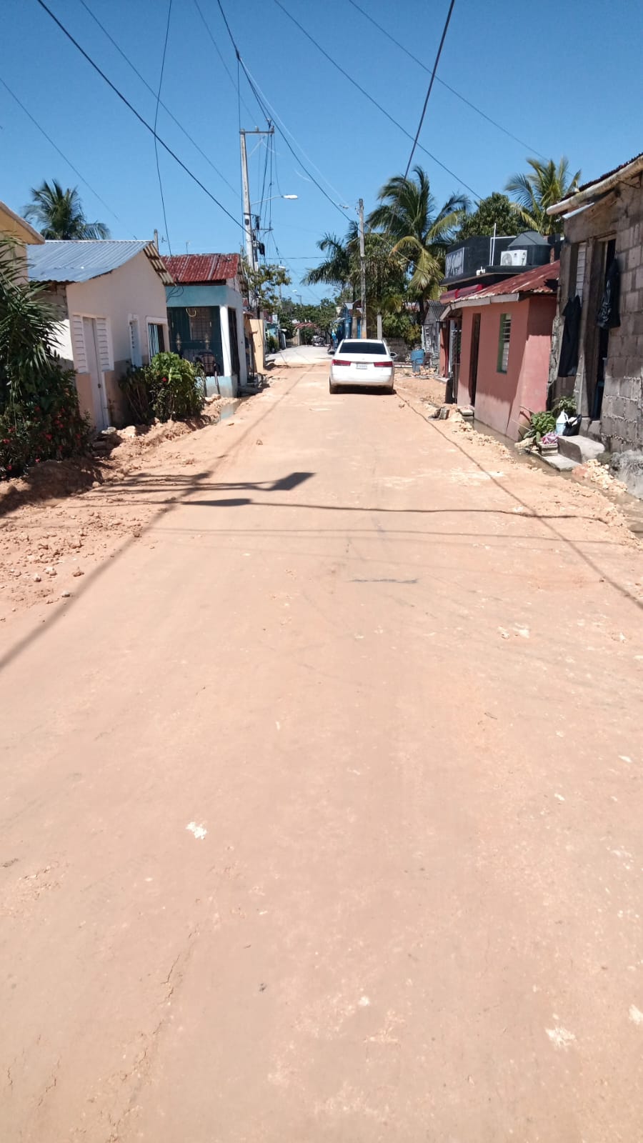 Gestión de Lenin Melo actúa con rapidez ante afectaciones viales provocadas por las lluvias